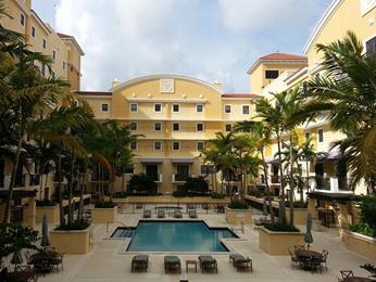 Colonnade Pool