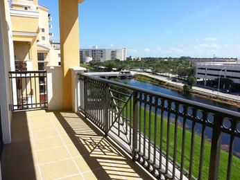 Colonnade Balcony